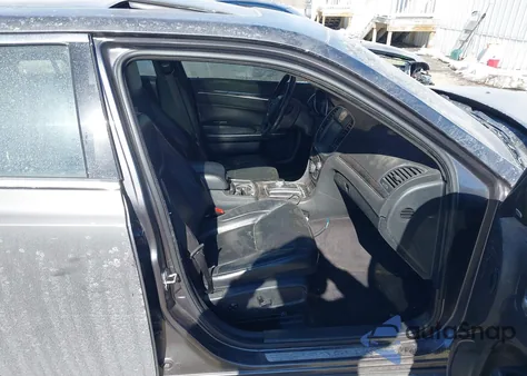 2017 Chrysler 300C z USA, uszkodzony, nr VIN 2C3CCAEGXHH663376